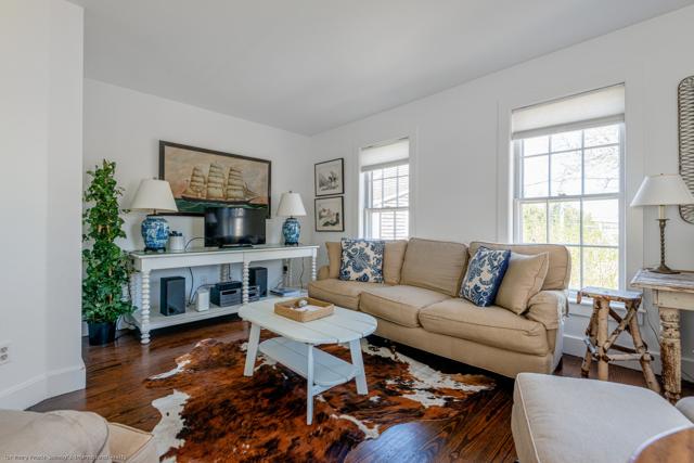 29.5 Union Street – Living room