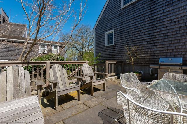 29.5 Union Street – Patio